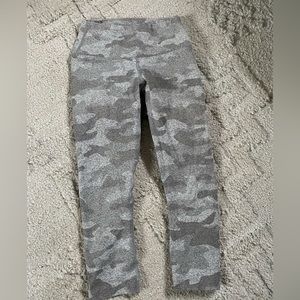NoBull Crop Camo Leggings